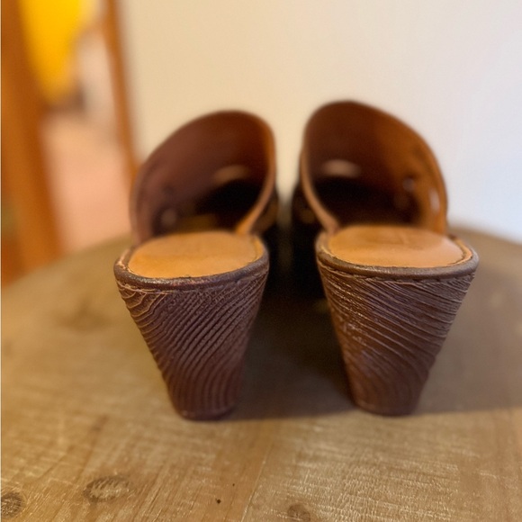 🤎 Born Cognac Leather Mules - Womens 8 🤎 - Picture 3 of 6